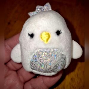 Alyssa the white swan squishville squishmallow